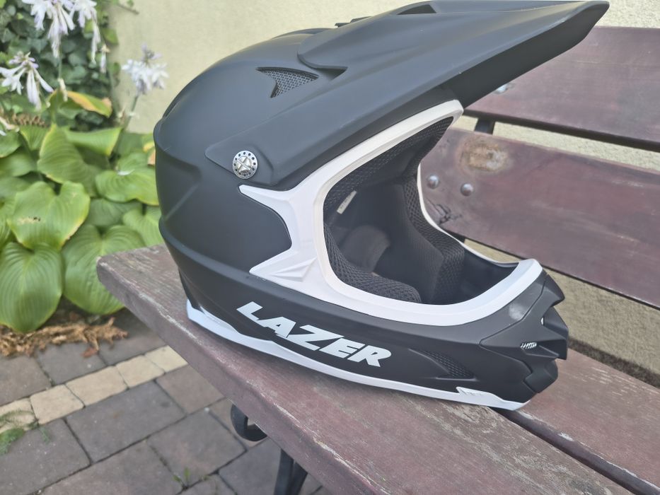 Kask Lazer ,rozmiar M 56-58cm