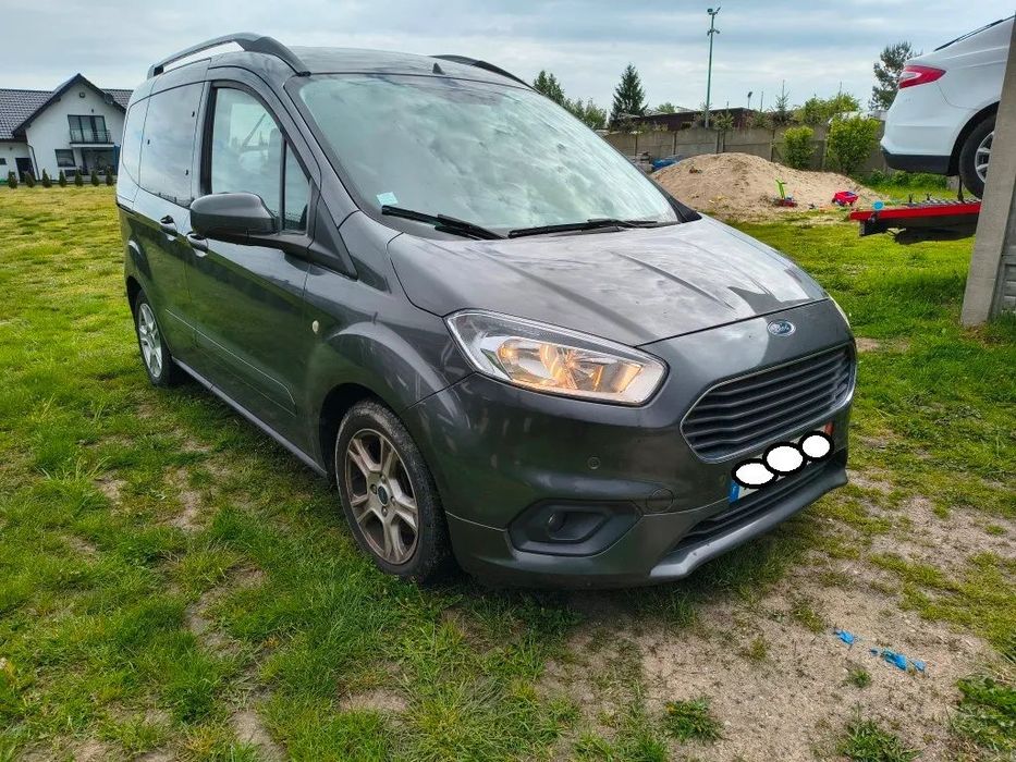 Ford Tourneo Courier 2019r. * Benzyna * 107 tys km * Osobowy *