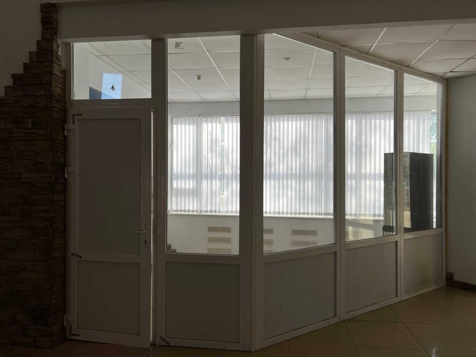 Оренда офісів та складського приміщення