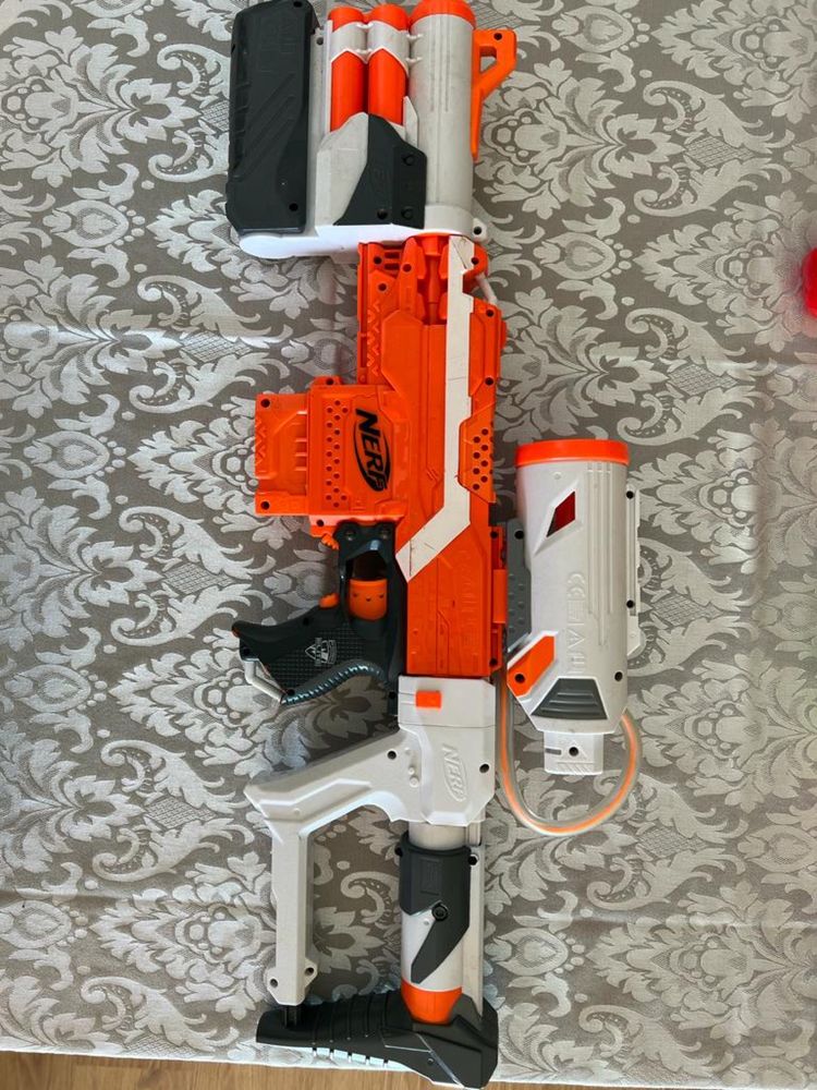 Nerf com acessórios