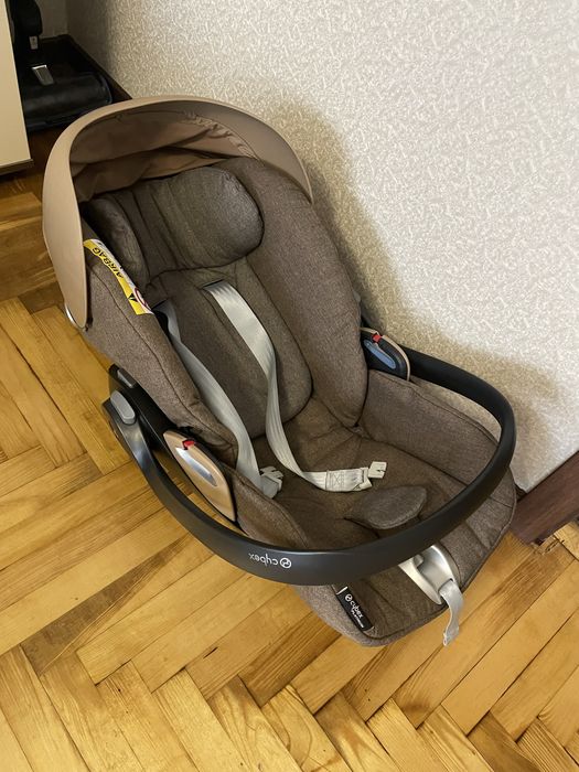 Автокресло Cubex Q Plus platinum cloud