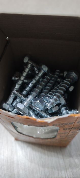 Kotwy,wkręty do betonu