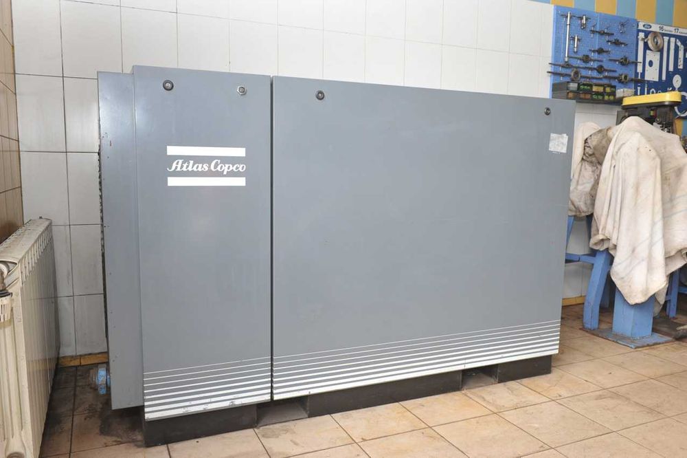 Kompreso śrubowy z falownikiem Atlas Copco GA 37 kW