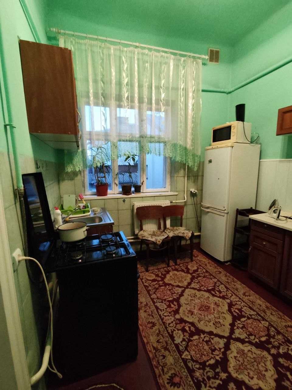 1 кімн в центрі Головна
