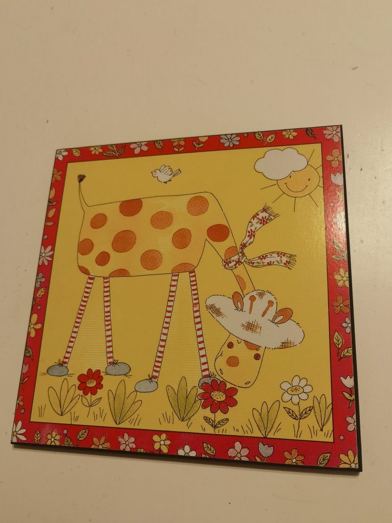 Obrazek zabawnej żyrafy do dziecięcego pokoju do żłobka