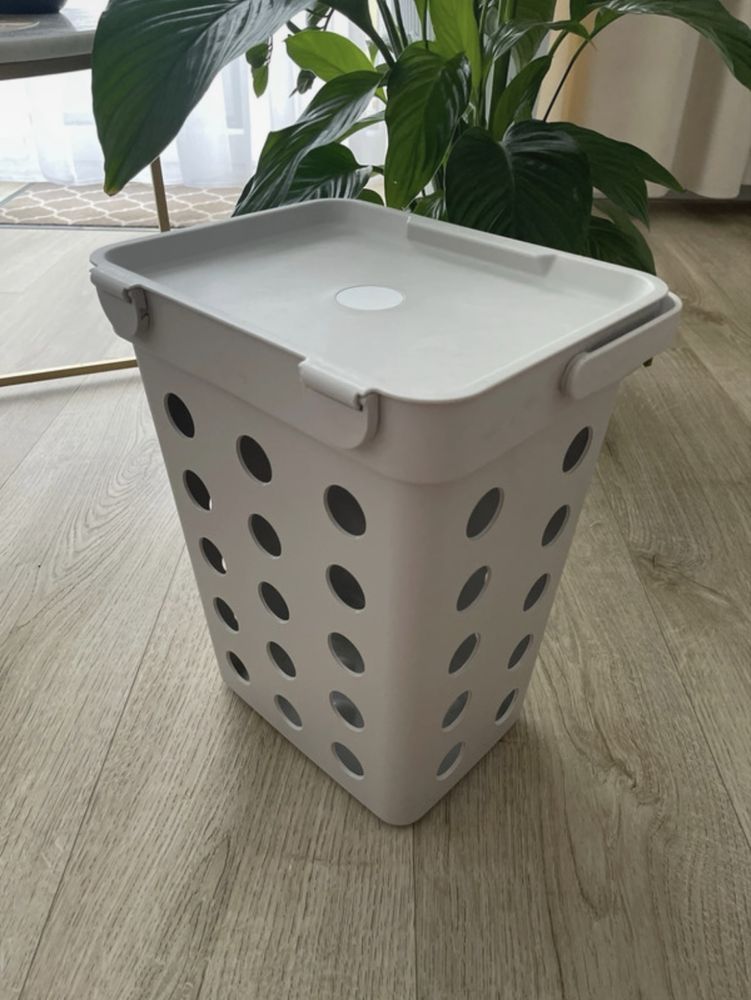 Kosz z pokrywą na odpady bio Ikea