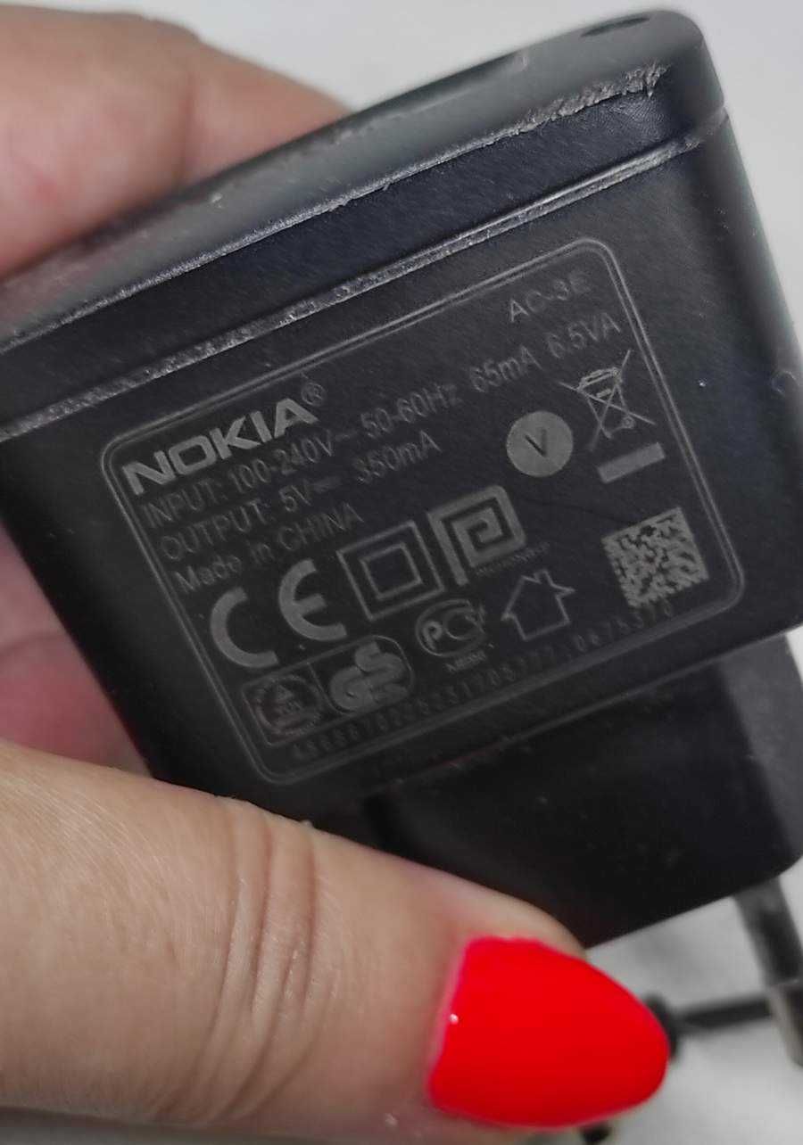 Carregador Nokia Ponta Fina