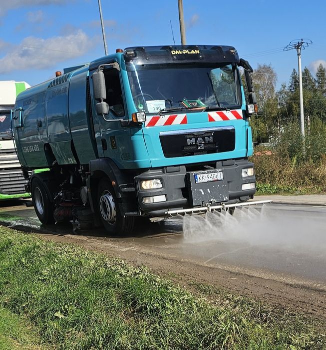 Usługi i wynajem koparka 25ton system 3d spycharka zamiatarka