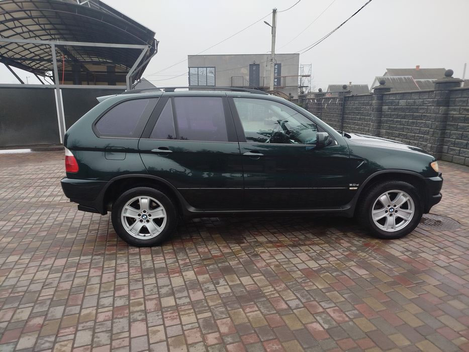 Продам BMW X5  E53