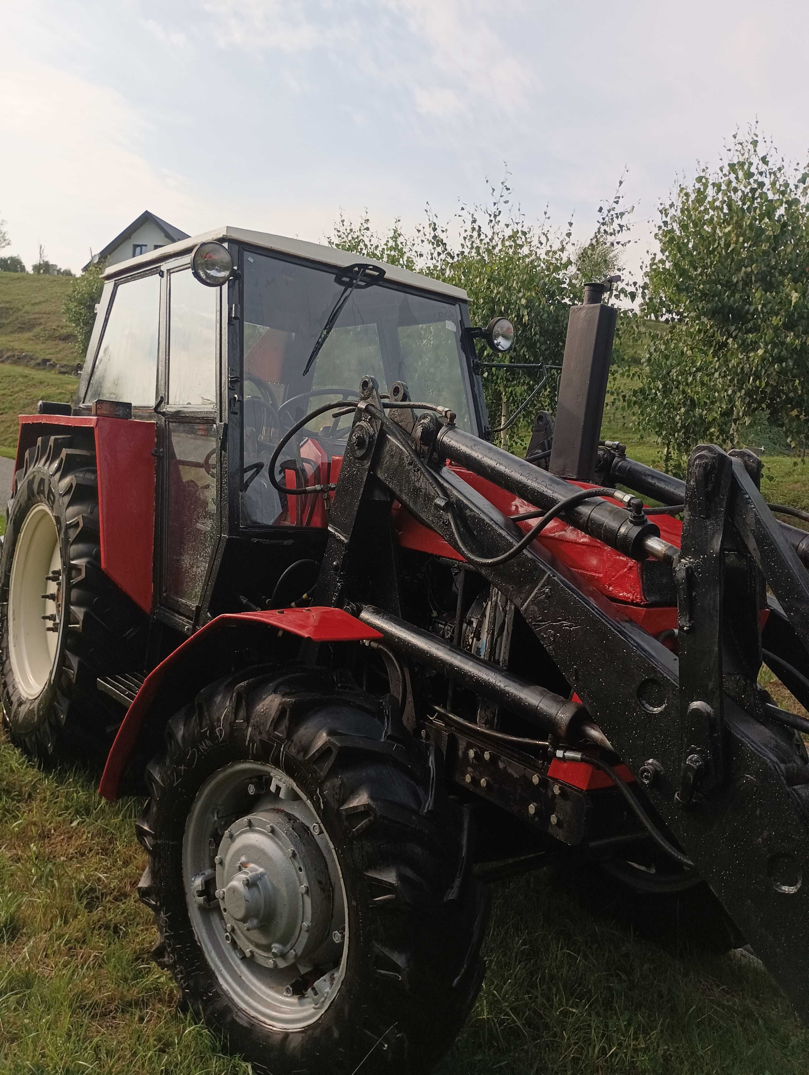 Zetor 8045 z łyżką