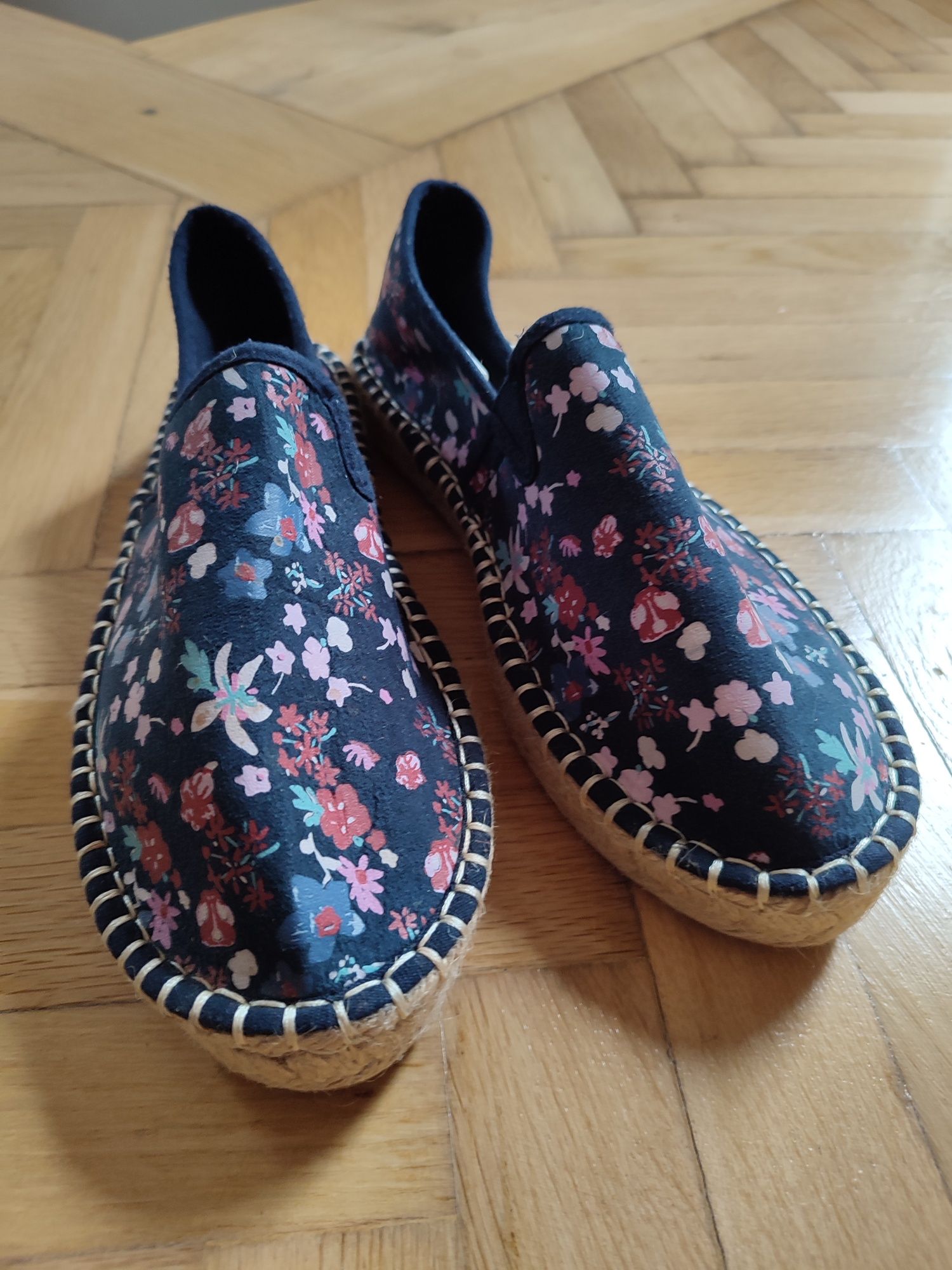 Nowe espadryle Esmara