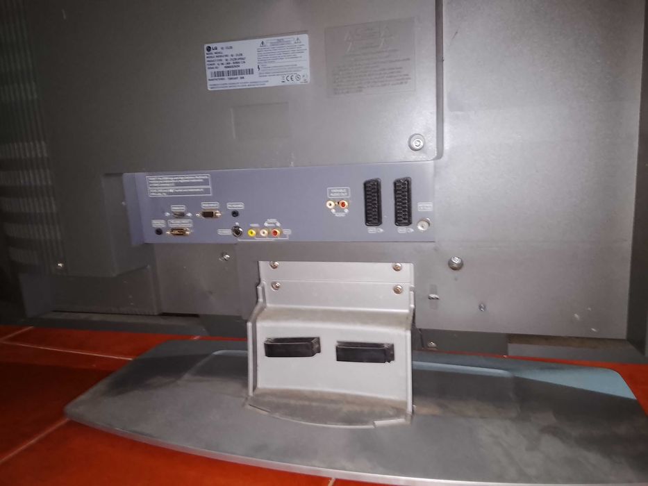 LG televisão cinzenta