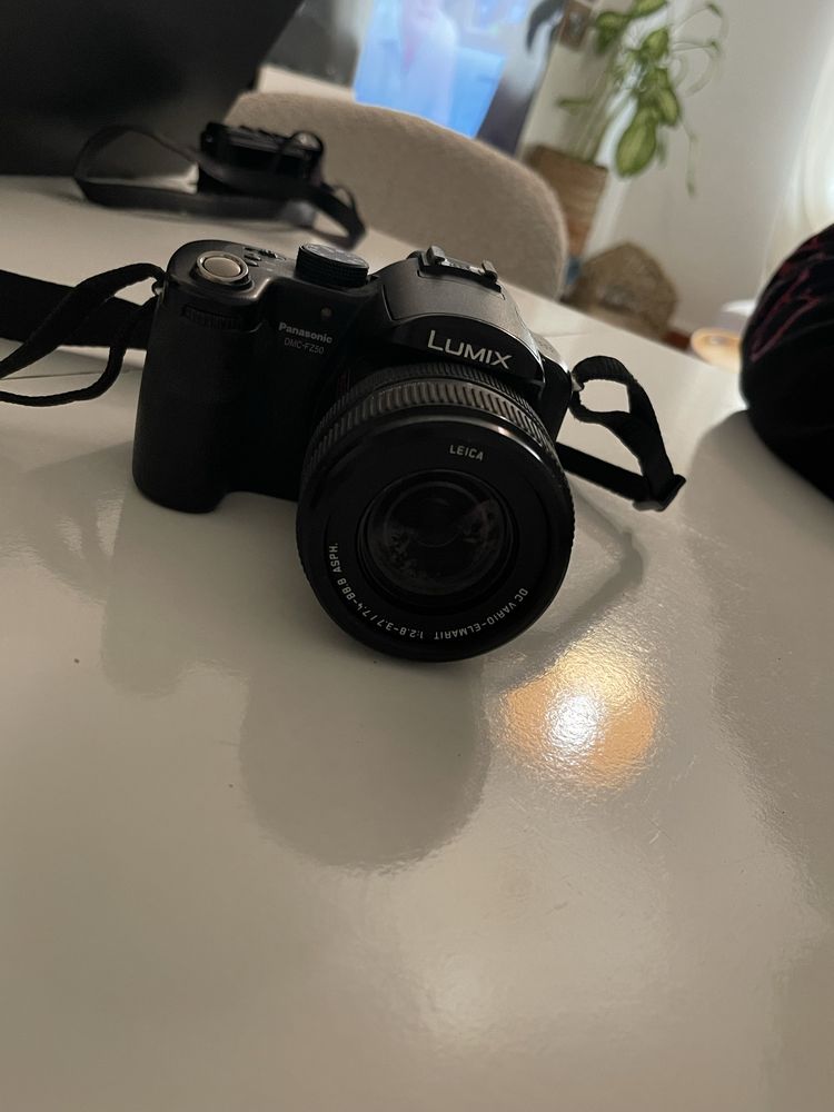 Panasonic Lumix DCM FZ50