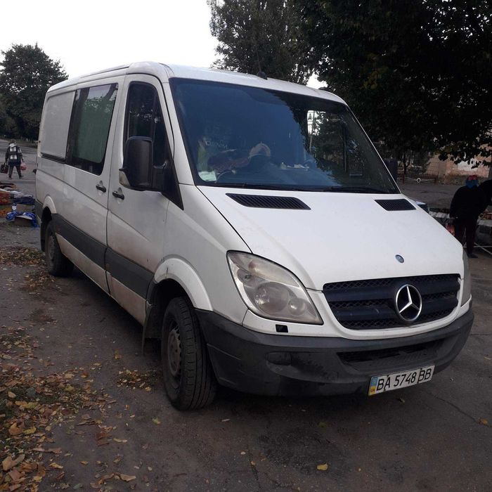 Машина mercedes benz sprinter 315