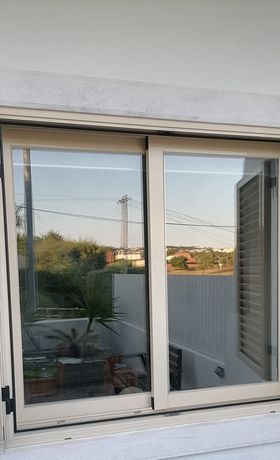 Vendo janelas vidro duplo