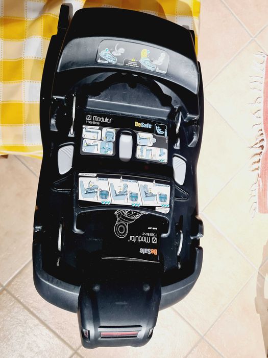 Cadeira automóvel Besafe e base Besafe