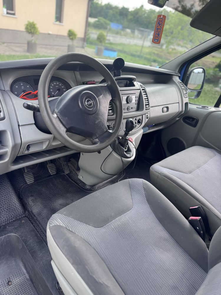 Opel Vivaro 2.0 CDTI • LONG • 2006r • faktury na 18tys •KLIMA