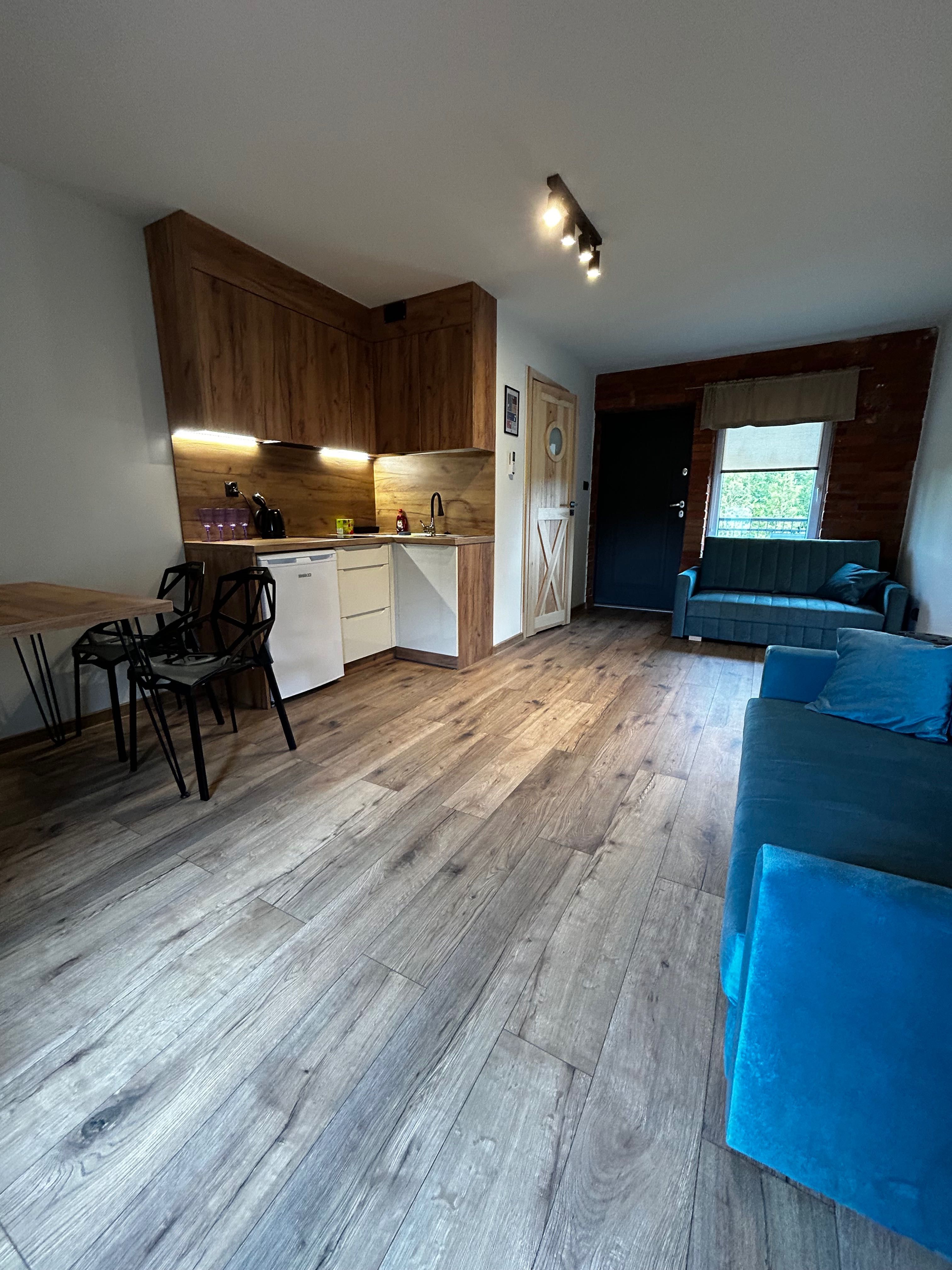 Pokoje studio/Apartament nad morzem Sianożęty (Ustronie Morskie 2 km)