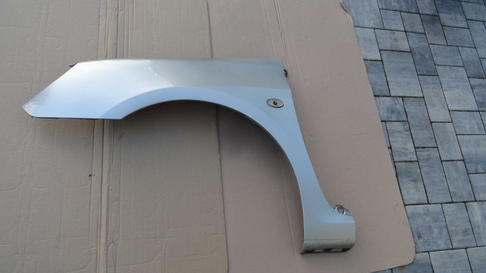 Błotnik Peugeot 307 Lewy Srebrny Oryginalny kolor ETSC
