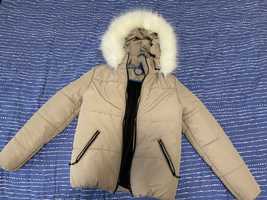Продам зимнюю курточку