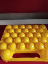 Лоток для яиц на30 штук цена115гривен в отличном состоянии пишите звон