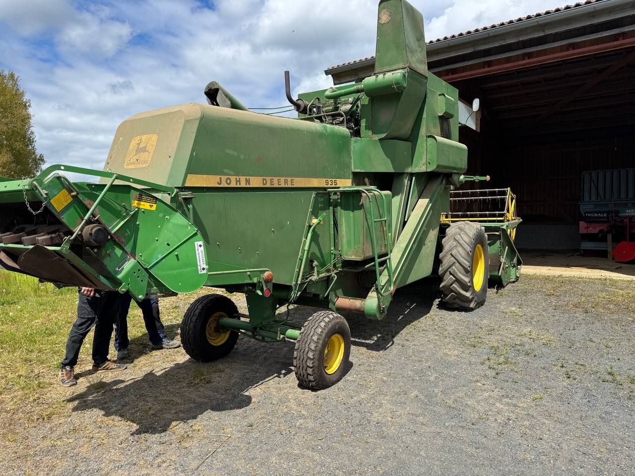 Комбайн свіжопригнаний John Deere 935