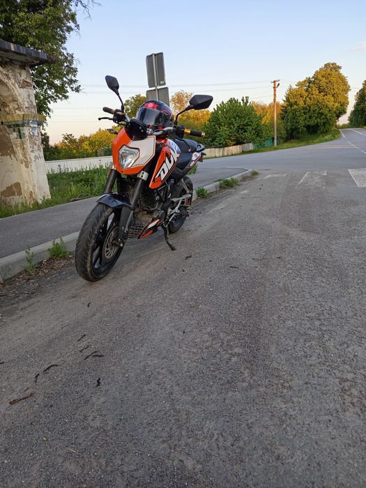 Продам мотоцикл КТМ Дюк 125