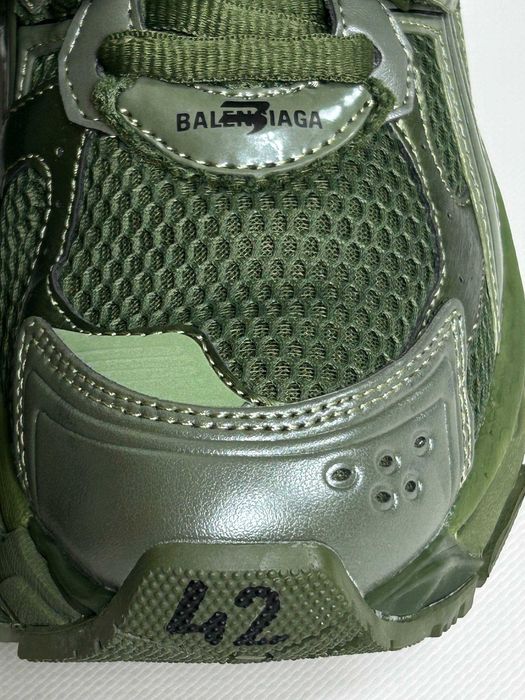 BALENCIAGA Runner кроссовки зеленые кеди кросівки зелені 43 41 42 40