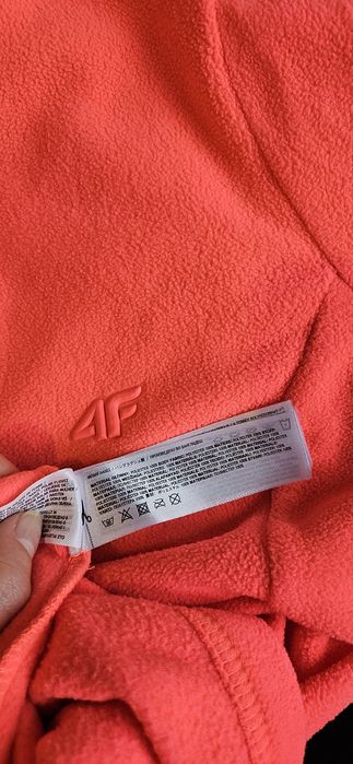 Różowy termoaktywny polar 4F, rozmiar M, nowy!