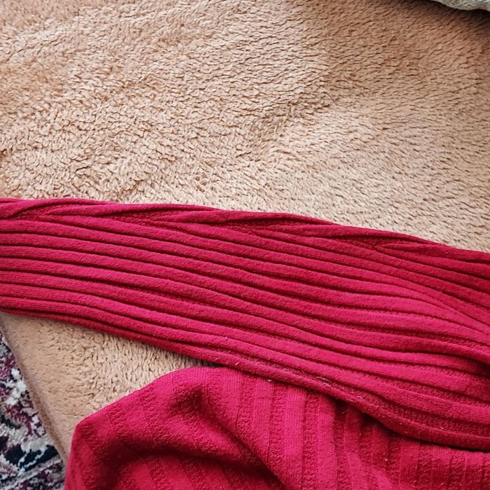 Duzy sweter damski ciemno bordowy