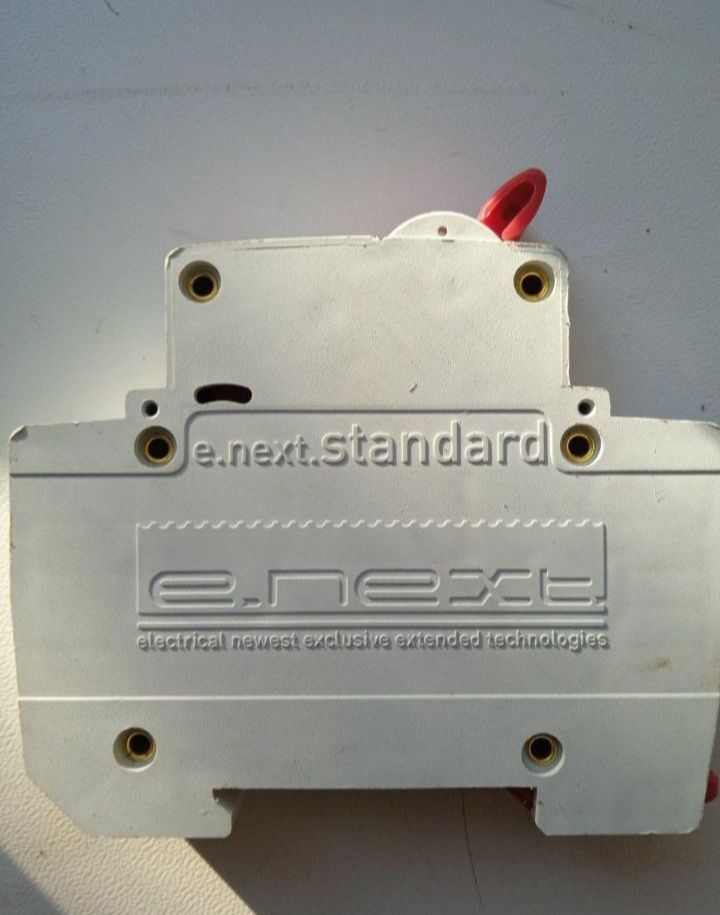 Автоматичні вимикачі E.Next e.mcb.stand.45.1.C6/С10/С16.  Опт