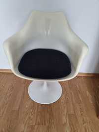 Krzesło fotel bialy