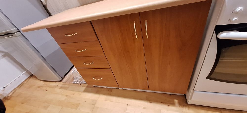 Zestaw mebli kuchennych