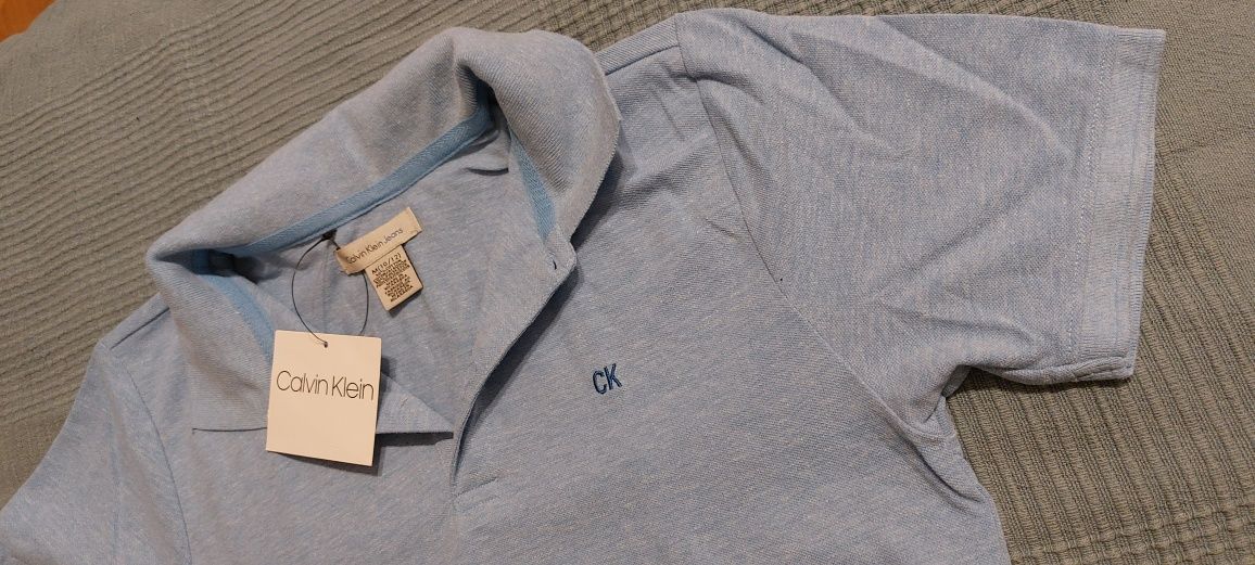 T-shirt Calvin Klein M 10-12 lat