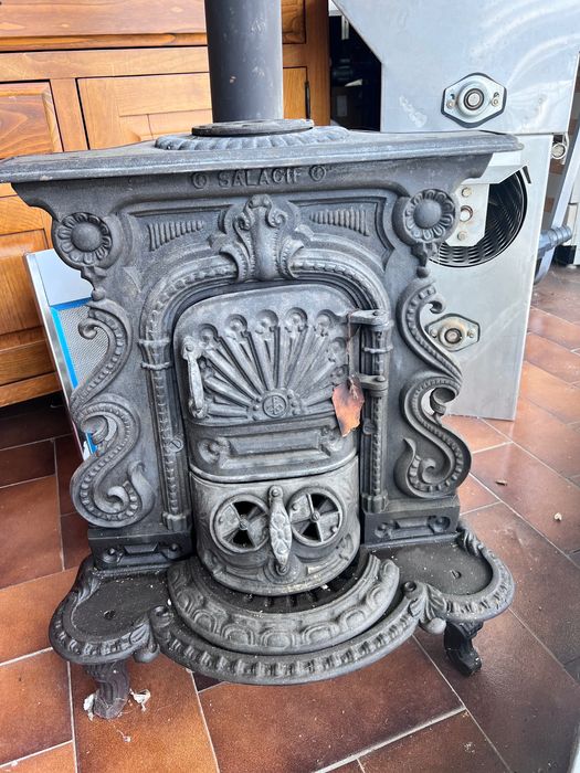 Fogão a lenha em Ferro