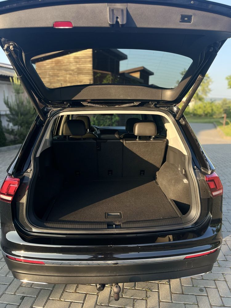 Продам Volkswagen Tiguan SEL