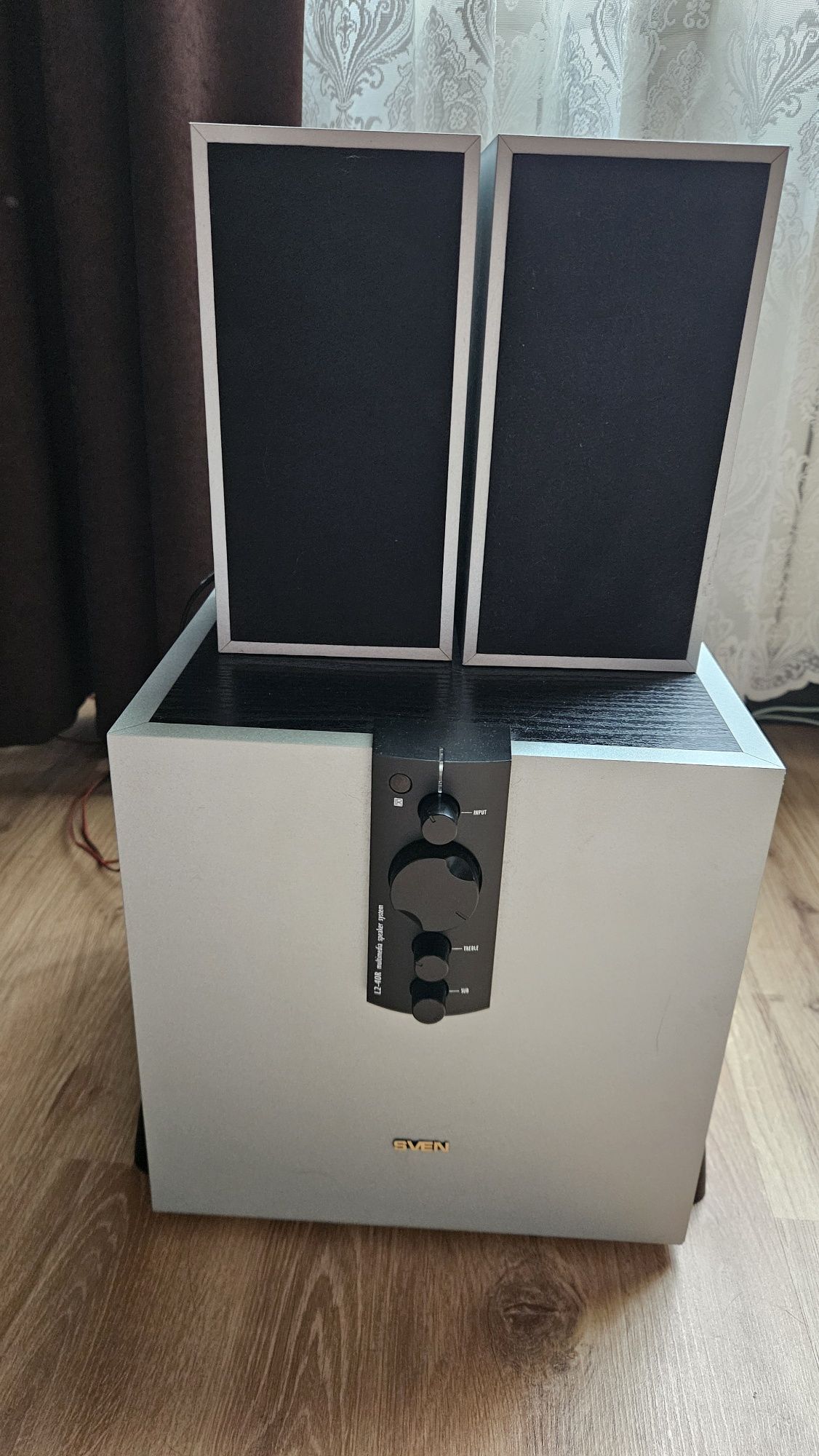 Колонки Sven l2 40r