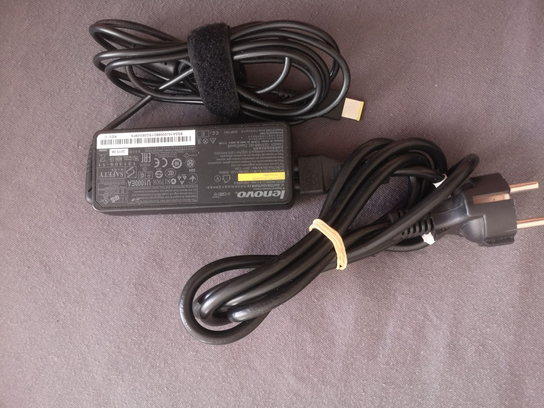 Zasilacz lenovo ADLX45NCC3A