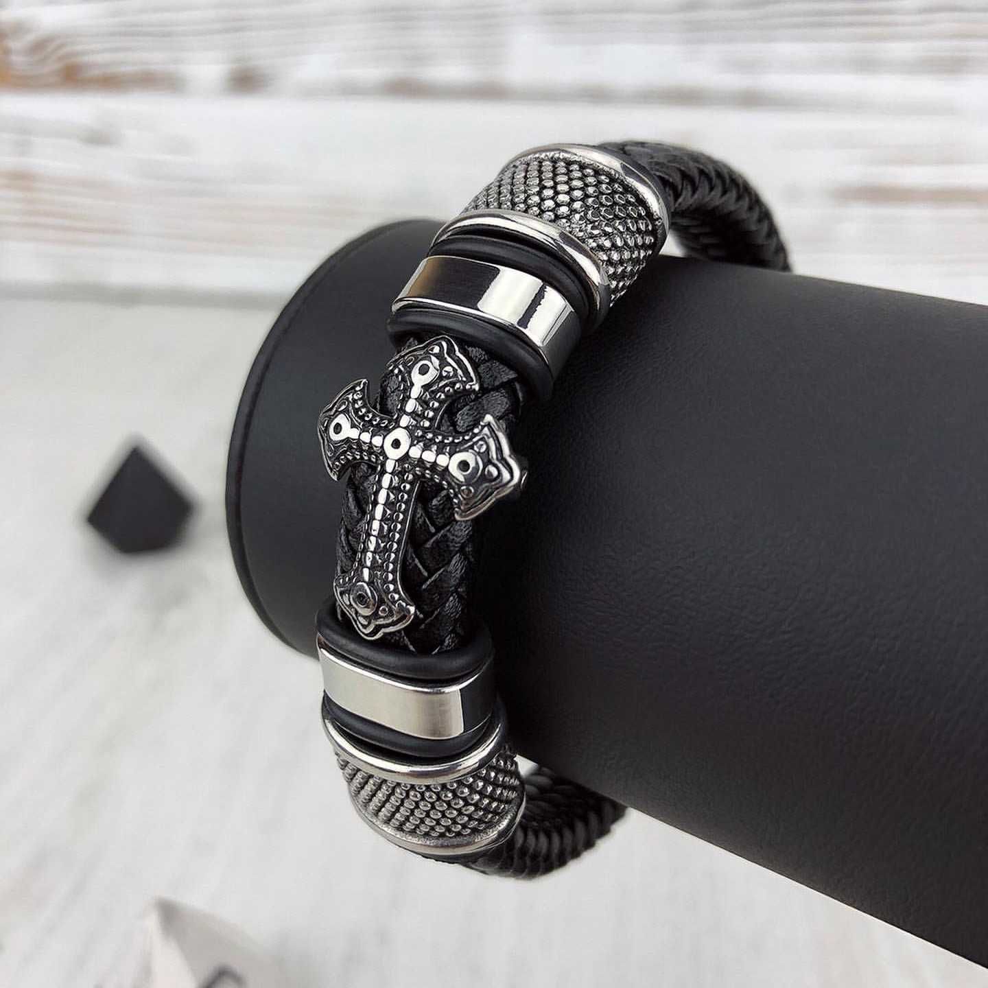Мужской кожаный браслет с серебряными вставками, браслет из кожи крест