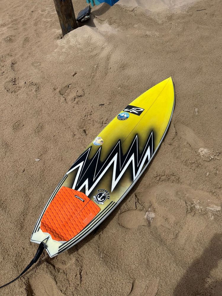 Prancha de surf semi nova