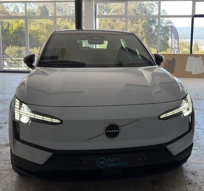 Volvo EX30 69 kWh Single Motor Extended Range Plus