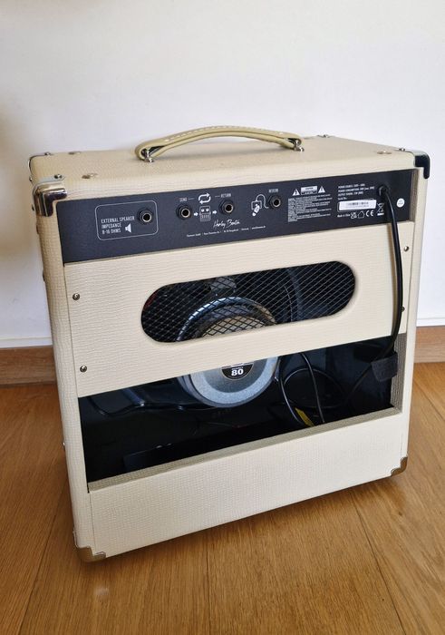 Amplificador de Guitarra Harley Benton Tube 15