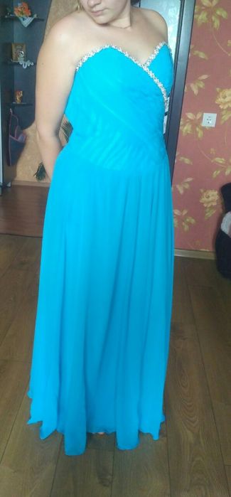 Надзвичайно гарне шифонове плаття