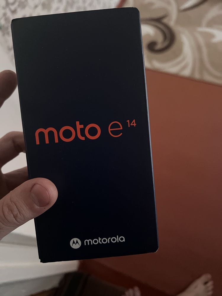 Смартфон Motorola e14 4/64