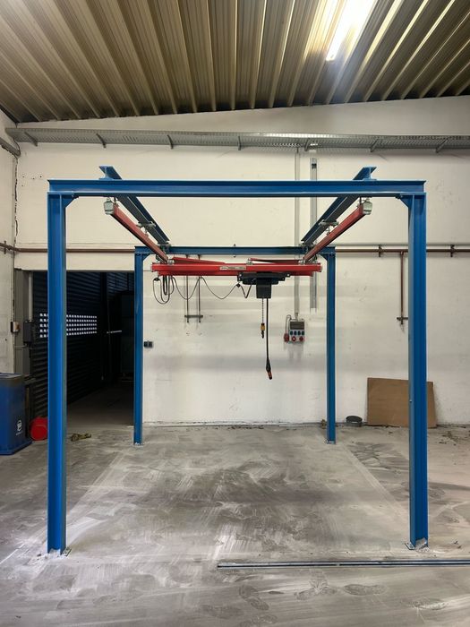 Suwnica podwieszana Demag 500kg z konstrukcją dźwig żuraw
