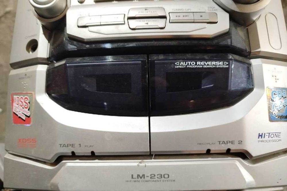 Музичний центр lg lm 230 + Музичний центр LG FFH-2850AX