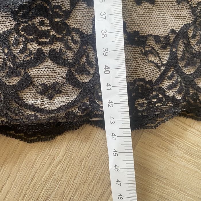 Spódniczka mini koronkowa Orsay S 36