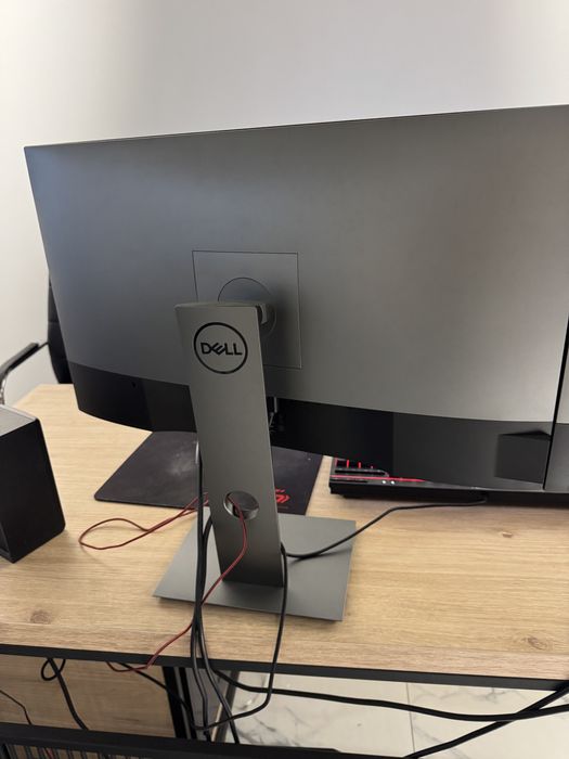 Монітор DELL U2717D • 27” IPS • QHD 2560×1440 • Робочий, є нюанс