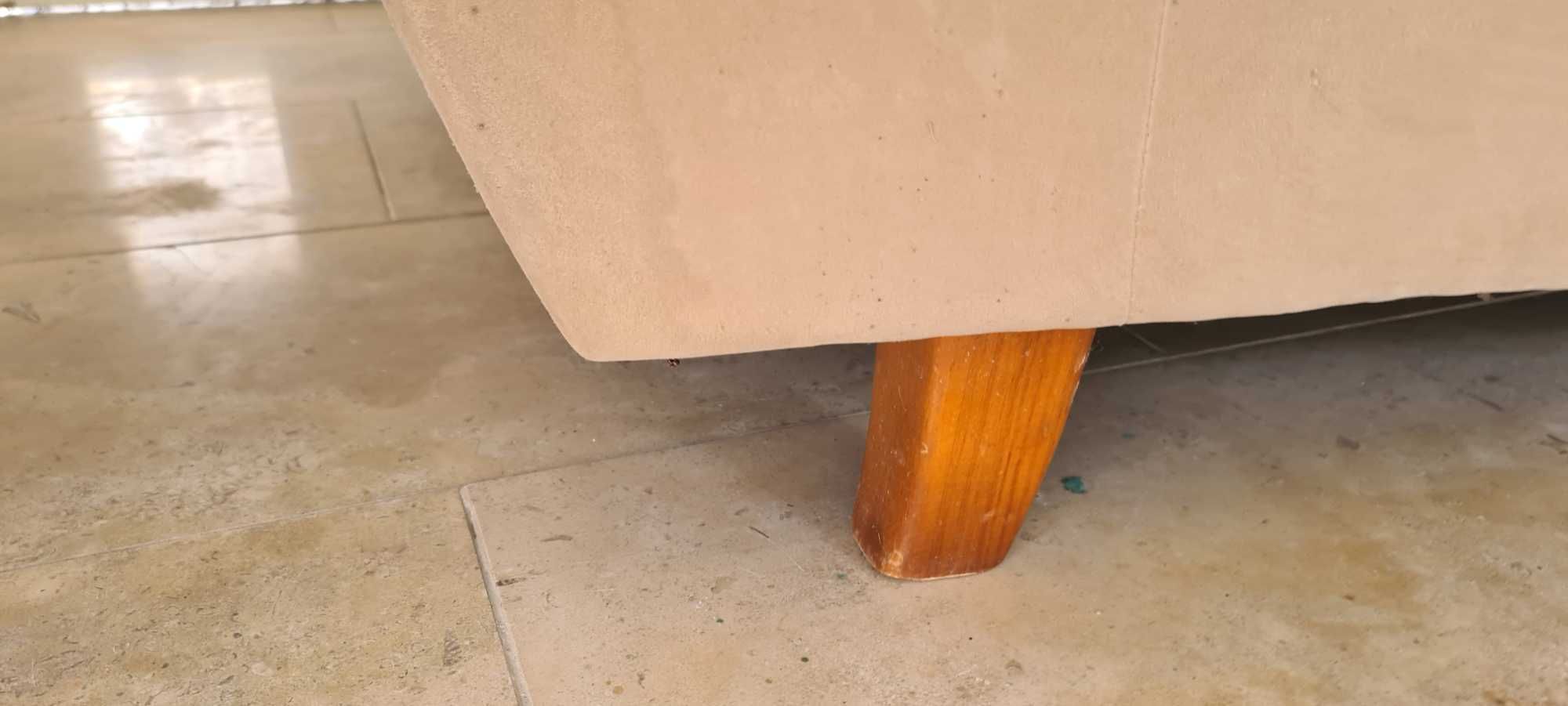 Sofá  Extensível 2 lugares