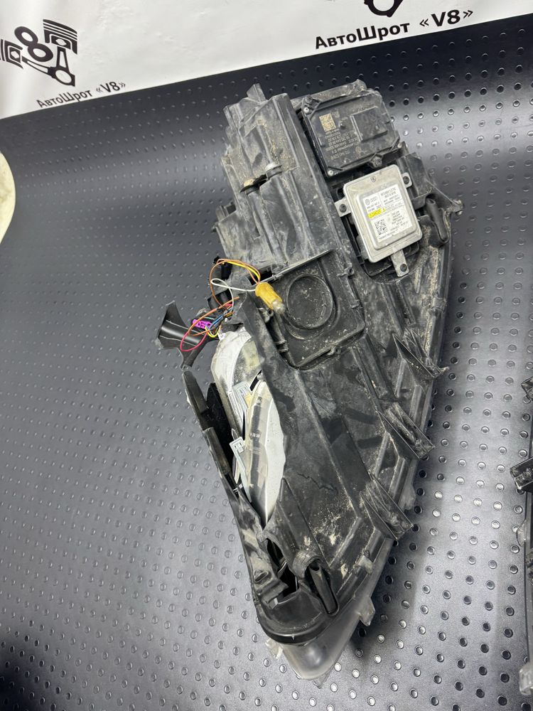 Фари Seat Alhambra VW Sharan Альхамбра Шаран 2010-2015 фара
